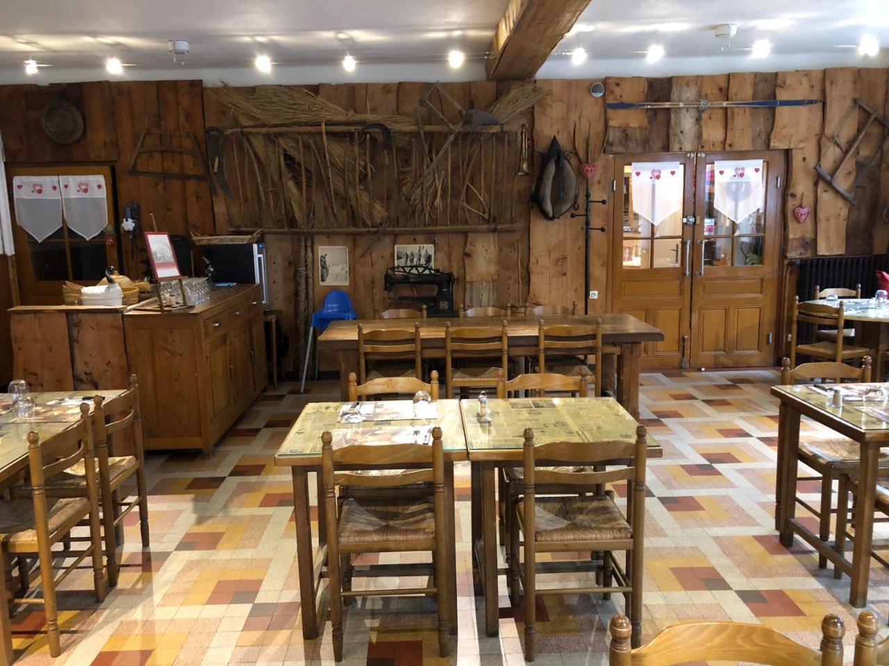 Bar Hotel Restaurant Le Margeriaz Les Déserts Εξωτερικό φωτογραφία